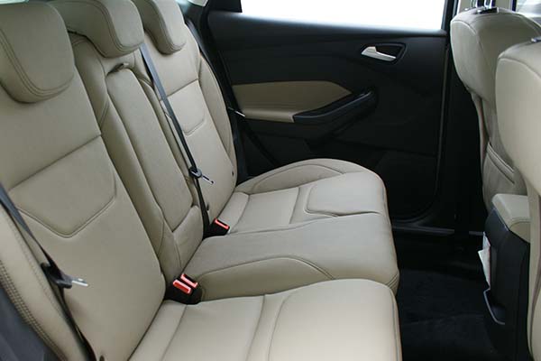 Ford Focus Alba eco-leather®®®®®® Pearl Achterbank