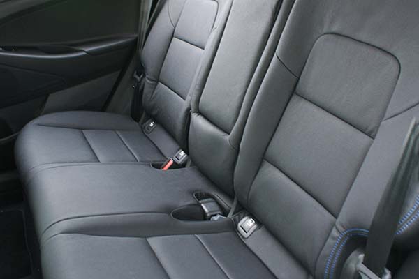 Hyundai Tucson Alba eco-leather®®®®®® Zwart Blauw Stiksel Achterbank