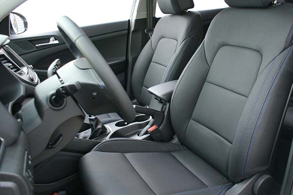 Hyundai Tucson Alba eco-leather®®®®®® Zwart Blauw Stiksel