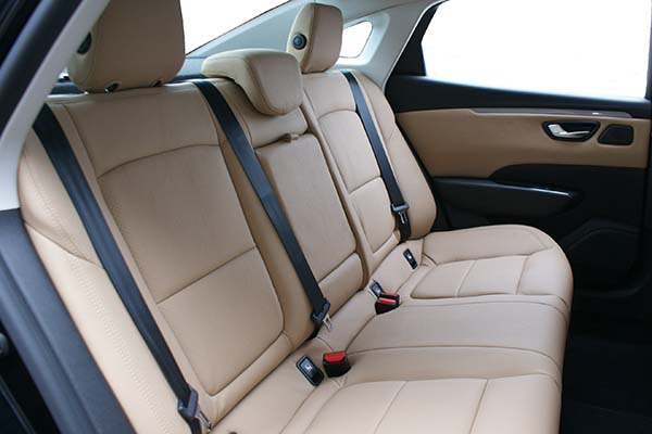 Renault Talisman Alba eco-leather®®®®®® Beige Geperforeerd Achterbank