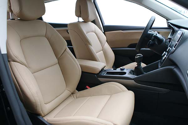 Renault Talisman Alba eco-leather®®®®®® Beige Geperforeerd Voorstoelen