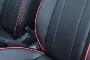 Seat Mii Alba eco-leather®®®®®® Zwart Rood stiksel Perforatie Detail
