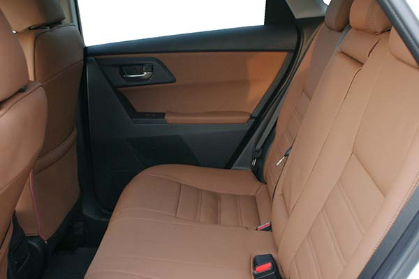 Toyota Auris Alba eco-leather®®®®®® Kaneelbruin Achterbank