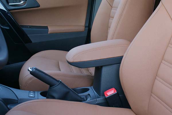 Toyota Auris Alba eco-leather®®®®®® Kaneelbruin Detail
