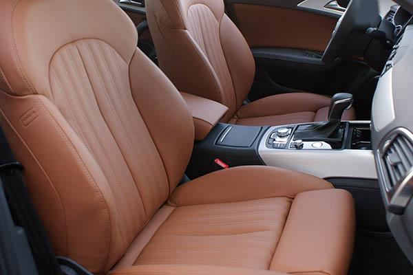 Audi A6, Alba eco-nappa cognac voorstoelen