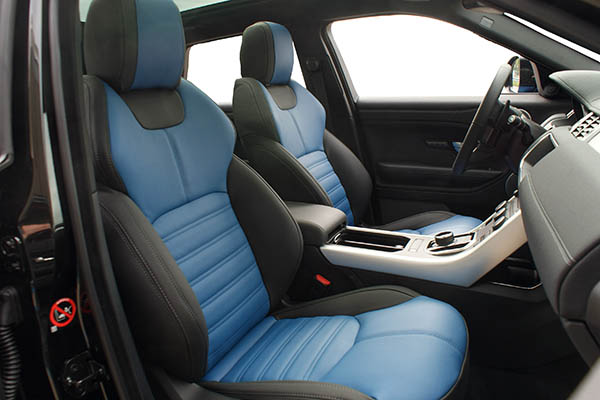 Range Rover Evoque, Alba nappa zwart en buffalino blauw voorstoelen