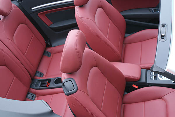 Audi A3 Cabriolet, Alba Buffalino Leder voorstoelen