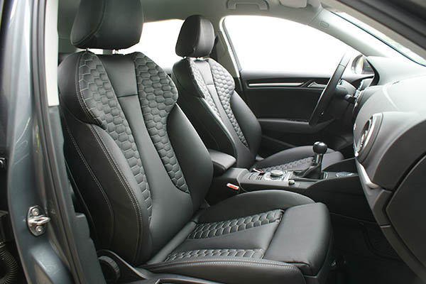 Audi A3 Sportback, Alba buffalino leder zwart met honingraat patroon voorstoelen