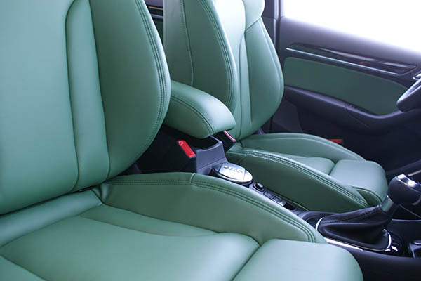 Audi Q3, Speciaal besteld Nappa leder Groen voorstoelen detail