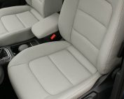 Volkswagen Golf Sportsvan, Alba Buffalino Leder Beige voorstoelen