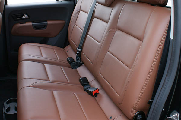 Volkswagen Amarok, Alba eco-leather®®®®®® Kaneelbruin achterbank