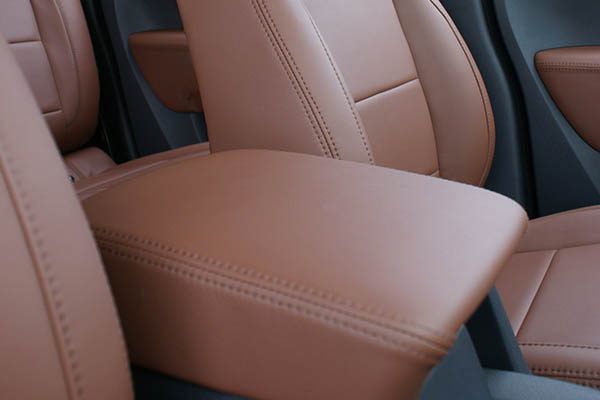 Volkswagen Amarok, Alba eco-leather®®®®®® Kaneelbruin middenconsole