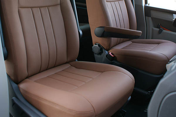 Volkswagen Transporter T6, Alba eco-leather®®®®®® kaneelbruin voorstoelen
