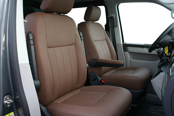 Volkswagen Transporter T6, Alba Buffalino Leder Nougat Bruin voorstoelen