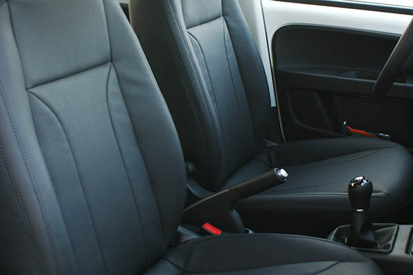 Volkswagen Up, Alba eco-leather®®®®®® zwart voorstoelen