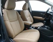 Nissan X-Trail, Alba Buffalino Leder Beige voorstoelen