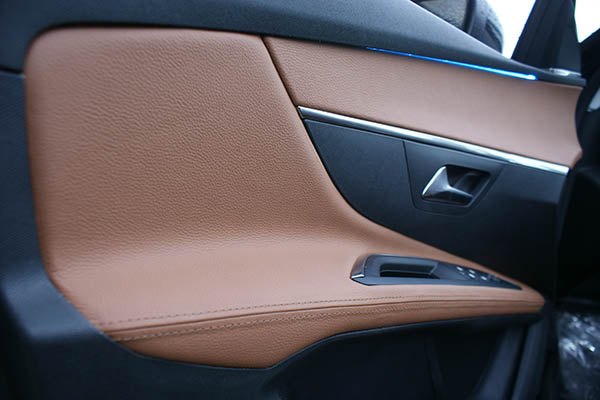 Peugeot 5008, Alba Buffalino Leder Truffelbruin Deurpanelen