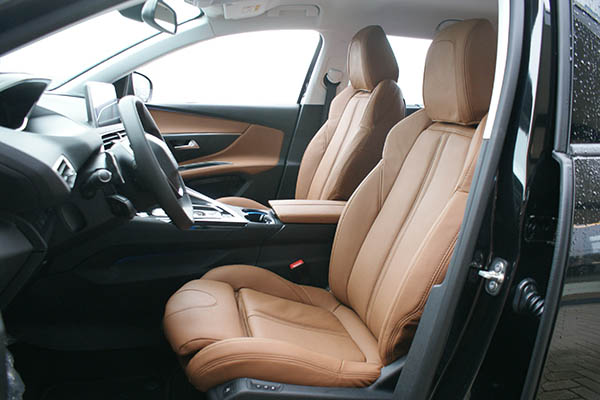 Peugeot 5008, Alba Buffalino Leder Truffelbruin Voorstoelen