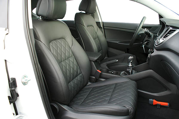 Hyundai Tucson Alba Buffalino Leder Zwart met Diamond Stikselpatroon Voorstoelen