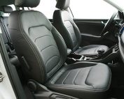 Skoda Kodiaq Alba Buffalino Leder Zwart met Wit Stiksel Voorstoelen