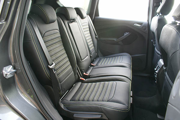 Ford Kuga Alba eco-leather®®®®®® Zwart Geel stiksel achterbank