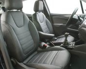 Opel Crossland X Alba Buffalino Leder interieur inbouw zwart voorstoelen