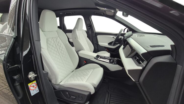 Audi Q6 interieur