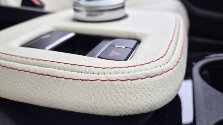 Ford Mustang bekleden