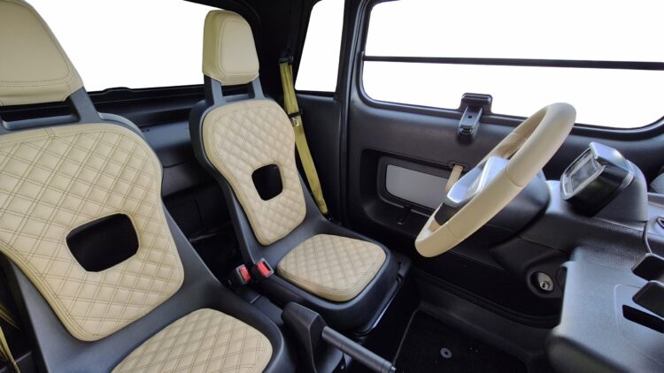 Opel E-rocks bekleden lederinbouw tuning