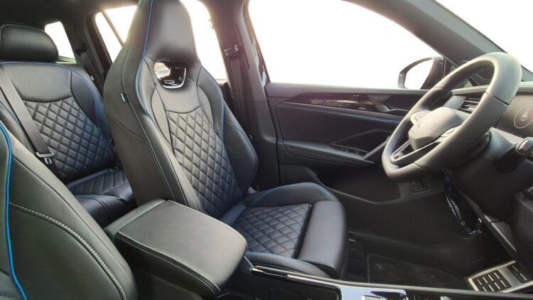 vw Tayron met nappa zwart , GTE bl.