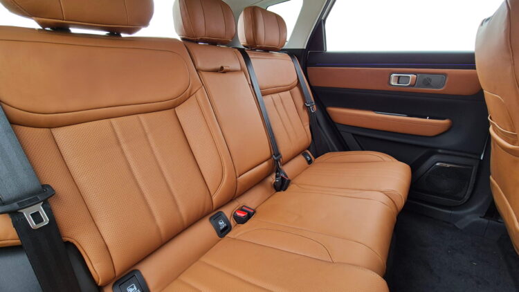 Jaecoo 9 met nappa cognac interieur