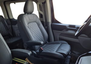 Ford Tourneo Custom met zwart leder