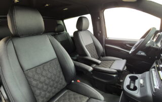 Lederinbouw Mercedes Vito met eco leder en suede + hemel.